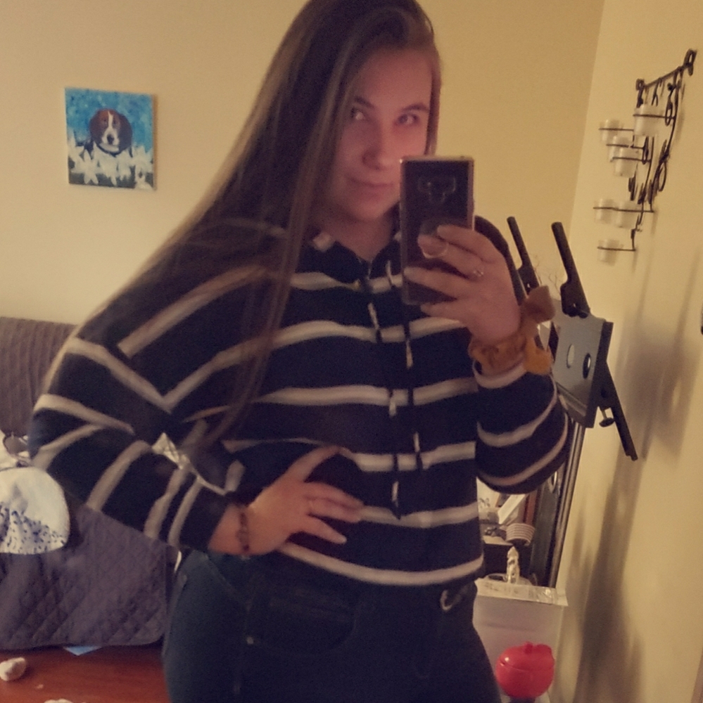 Meet your Posher, Hannah